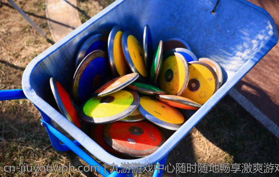 九游游戏中心随时随地畅享激爽游戏
